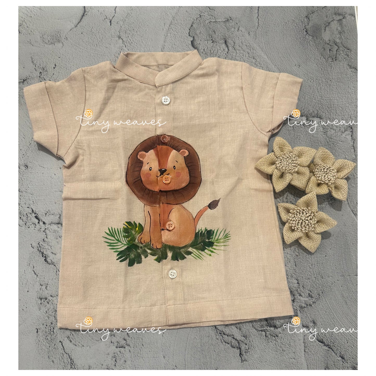 Cream lion shirt