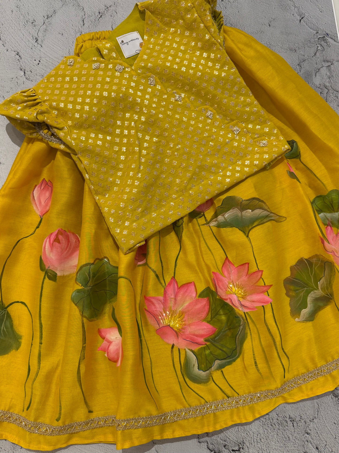 Lotus Garden Green Hand-Painted skirt set (yellow)