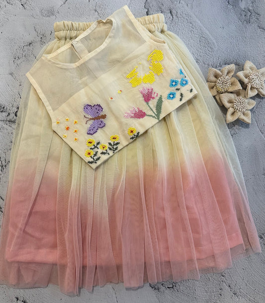 Flying butterflies skirt set in pink