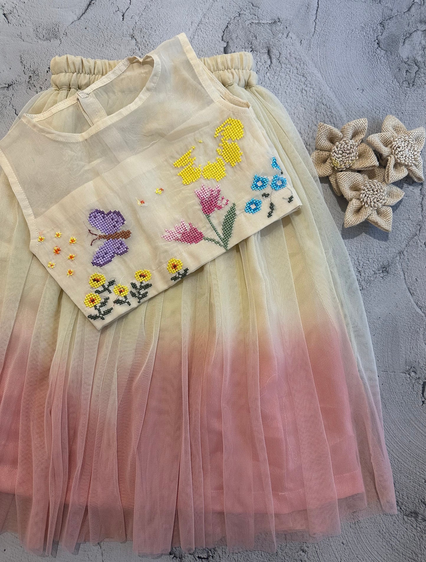 Flying butterflies skirt set in pink