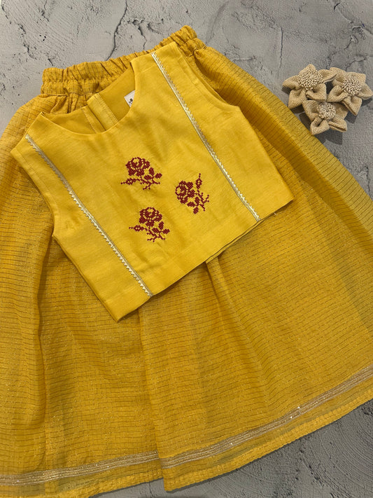 Yellow rose checks skirt set