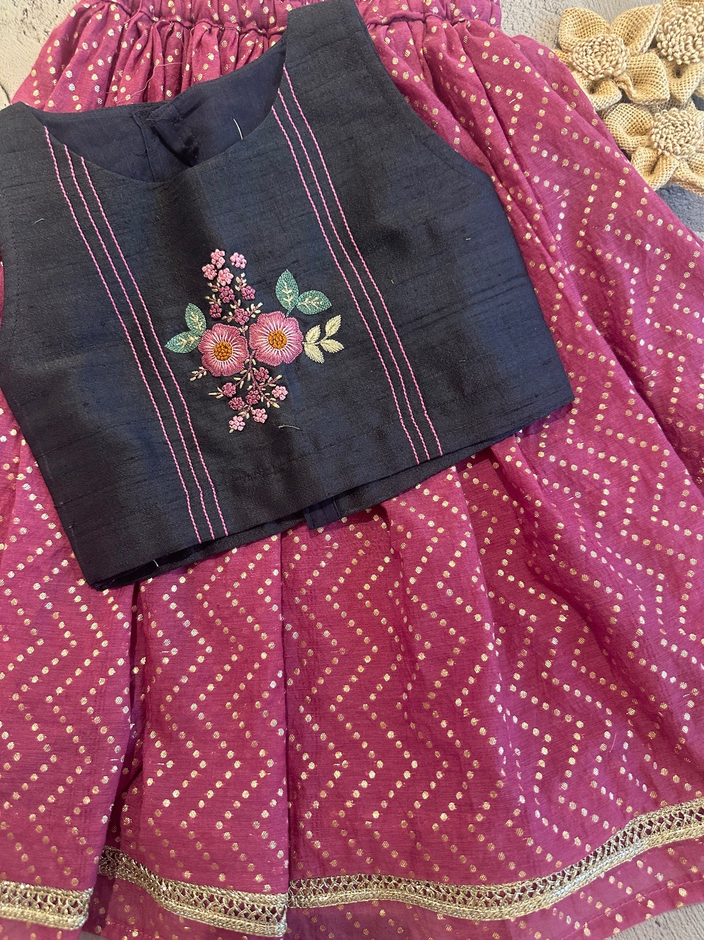 Chevron flora embroidered skirt set