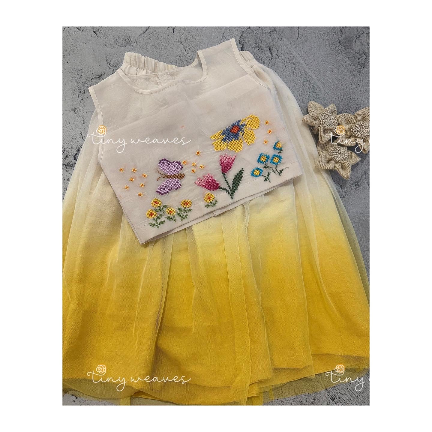 Flying butterflies skirt set