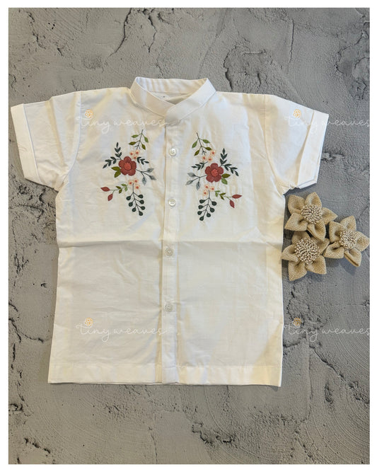 Floral embroidered shirt [ off white ]