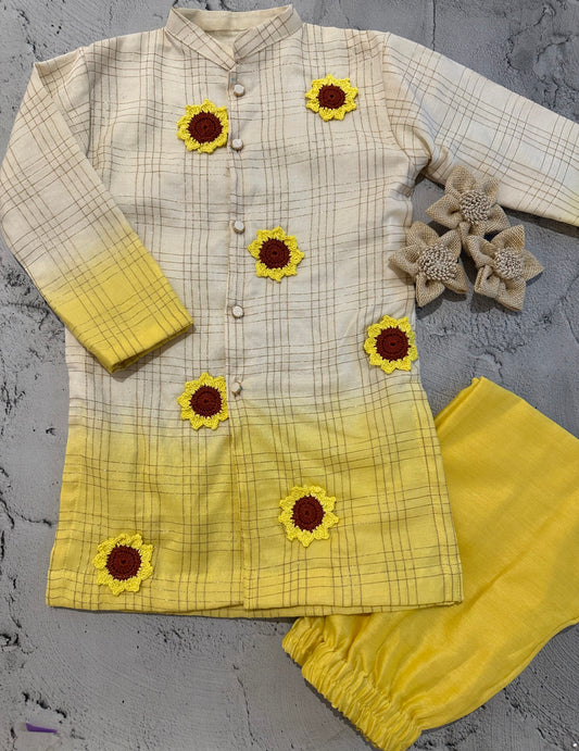 sunflower yarn kurta set