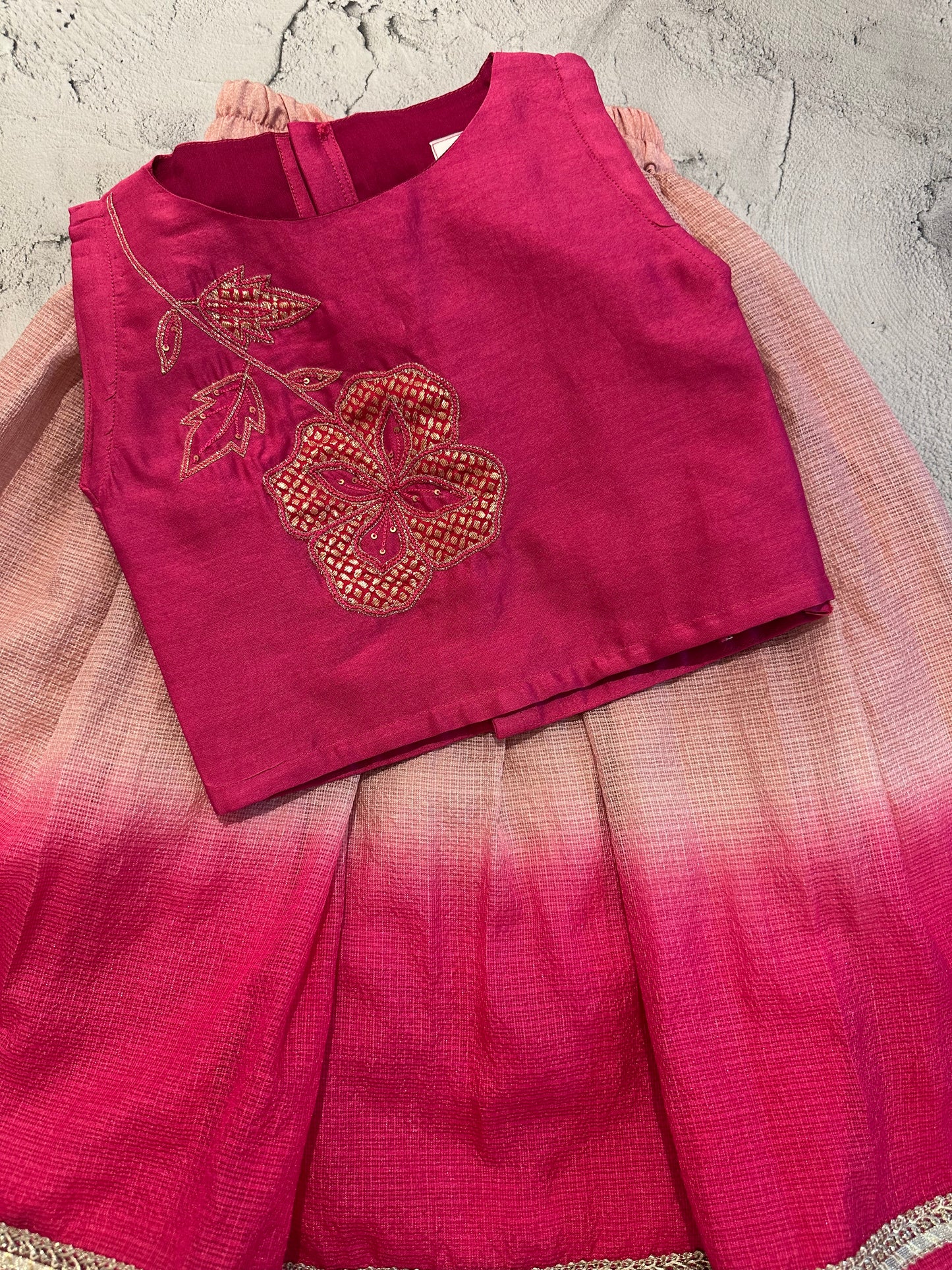 Pink floral appliqué bloom skirt set