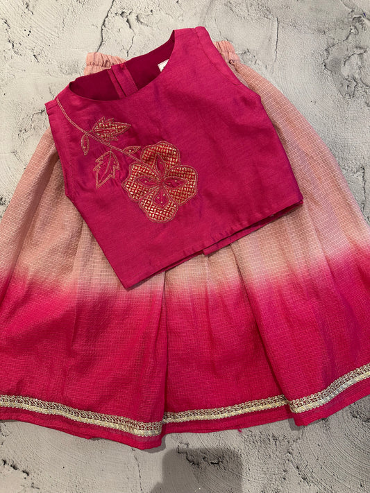 Pink floral appliqué bloom skirt set
