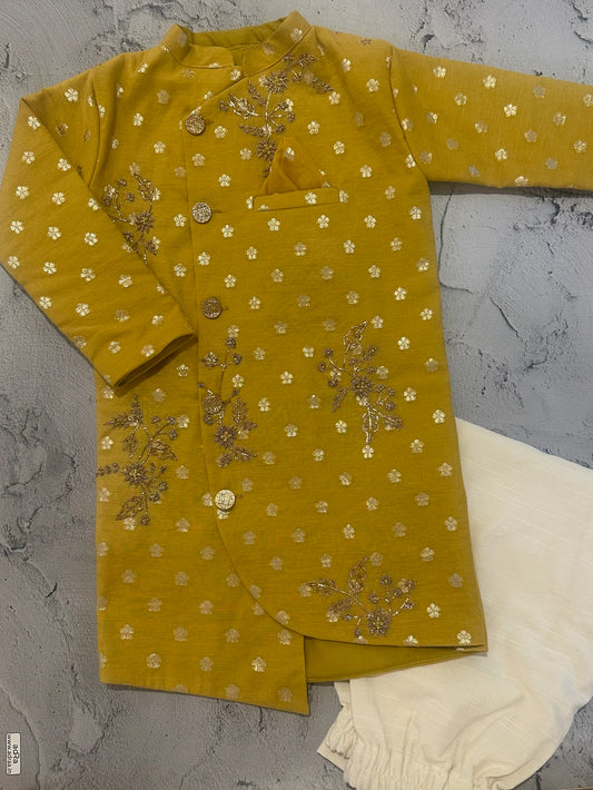 The royal embroidered kurta set [ yellow ]