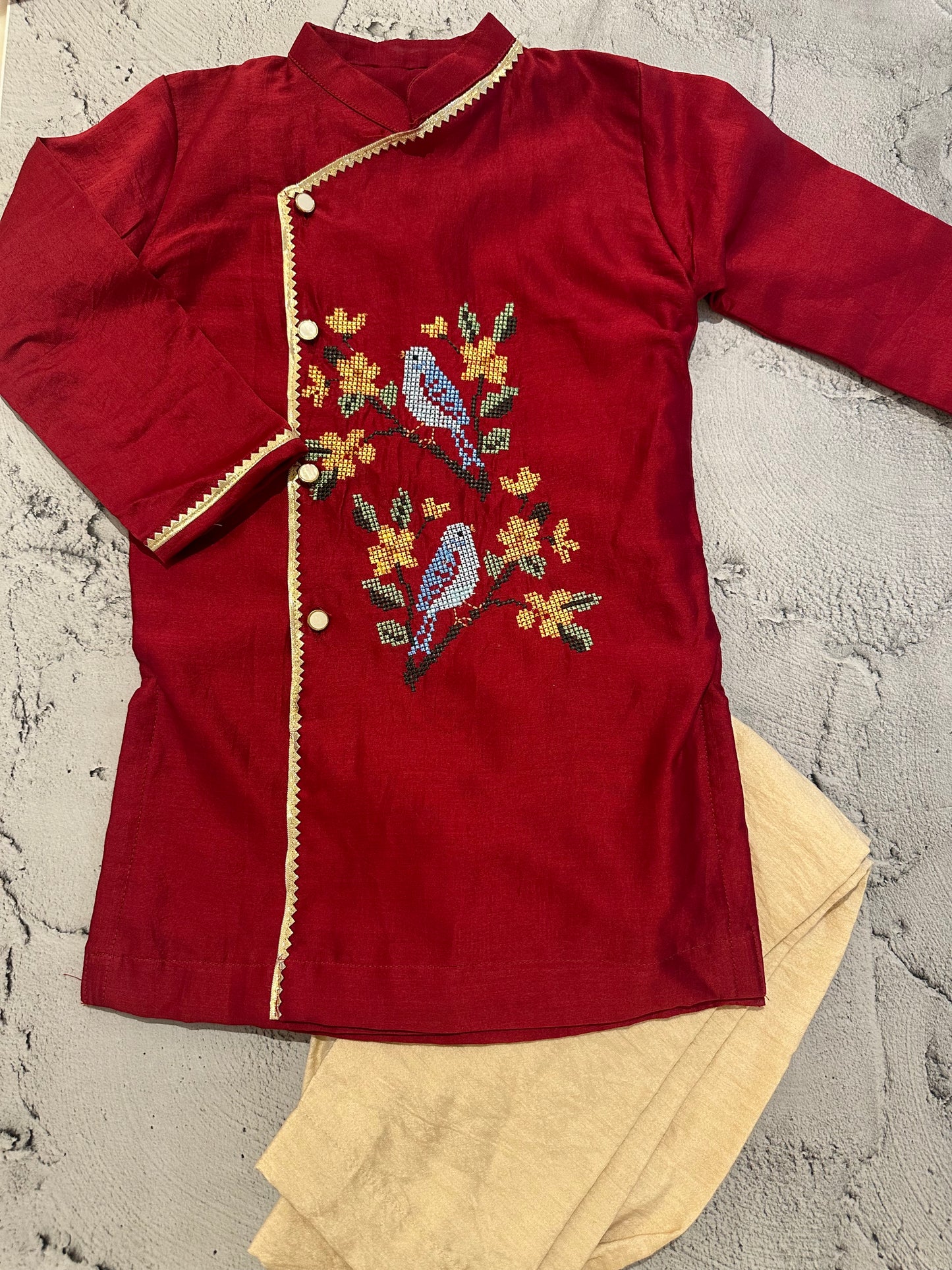 Red singing branches kurta set