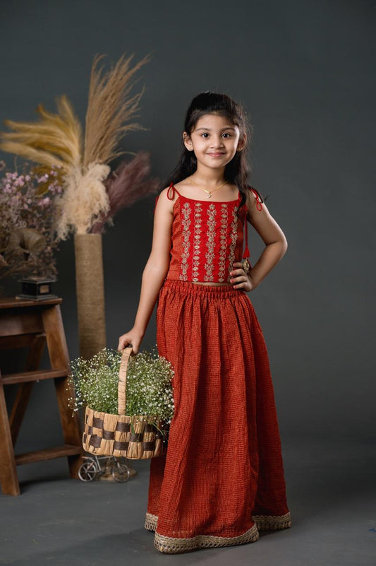 Kota embroidered skirt set (Red)