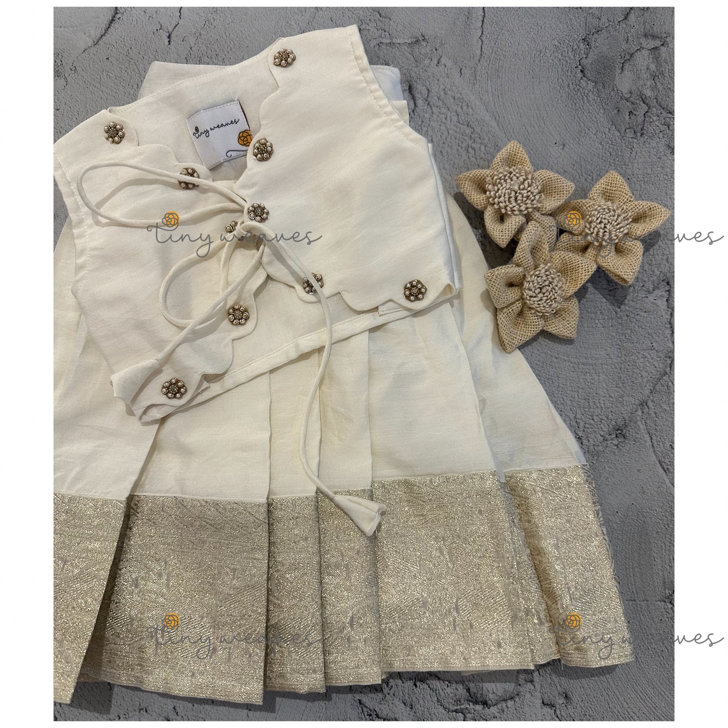 Royal skirt set (off white)